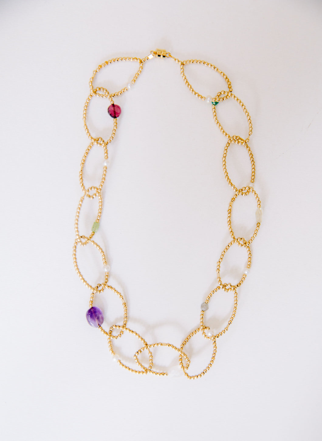 Small Chain of Colors.