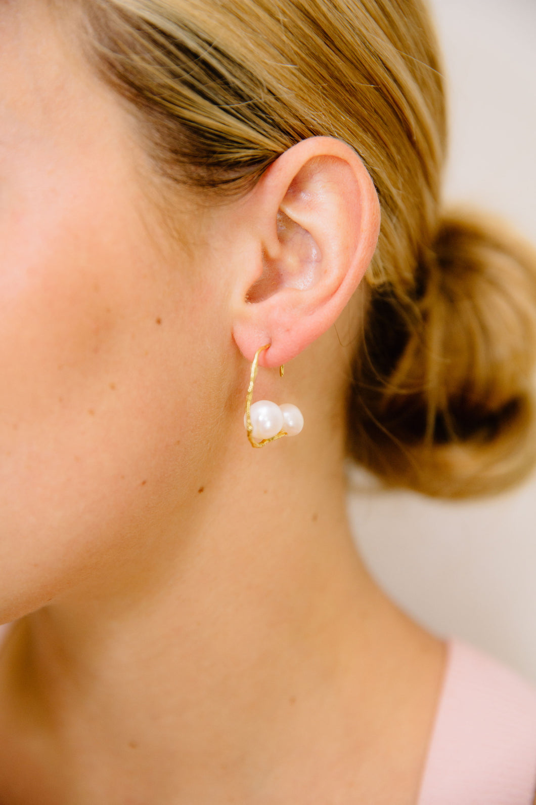 S Twig with fine pearls